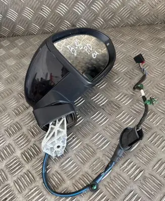Volkswagen PASSAT B8 Front door electric wing mirror