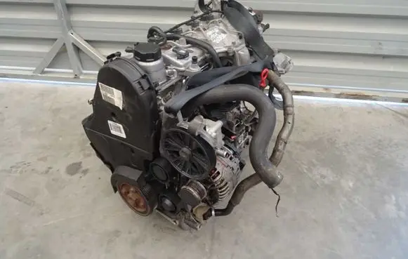 Volvo V60 Engine D5244T