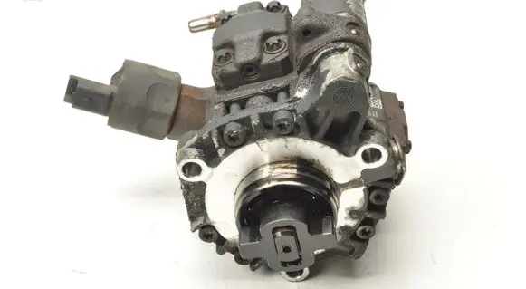 Volvo S40 Fuel injection high pressure pump 9685705080