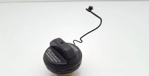 Toyota Sienna XL20 II Fuel tank filler cap 