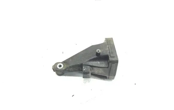Mercedes-Benz Vito Viano W639 Engine mounting bracket a6462230804