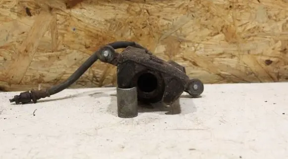 Subaru Legacy Rear brake caliper