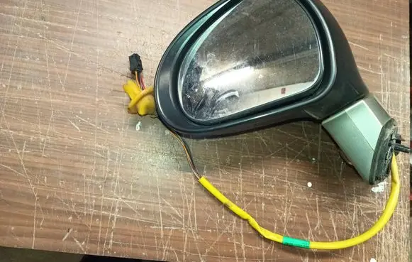 Peugeot 308 SW Front door electric wing mirror 