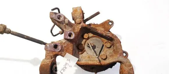 Rear wheel hub