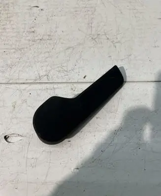 Volkswagen Tiguan Engine bonnet (hood) release handle 1J1823533C