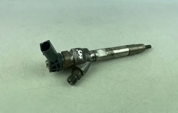 Mini One - Cooper F56 F55 Fuel injector 8514148