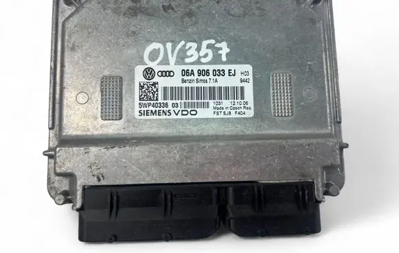 Audi A3 S3 8P Engine control unit/module ECU 06A906033EJ