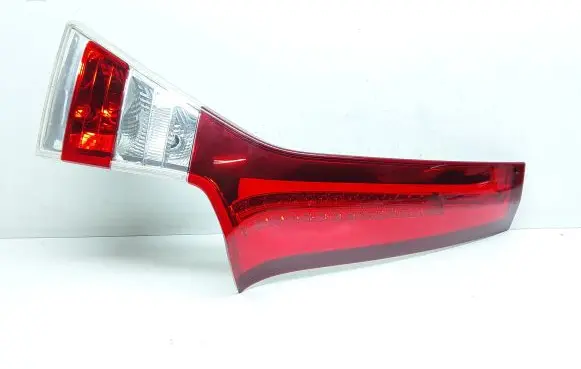 Volvo V70 Tailgate rear/tail lights