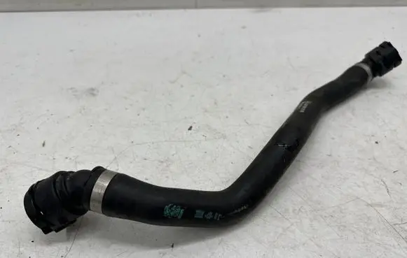 Mercedes-Benz CLA C118 X118 Engine coolant pipe/hose A2475010158