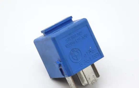 BMW 3 E46 Other relay 8364581 61.36-8364581 61368364581