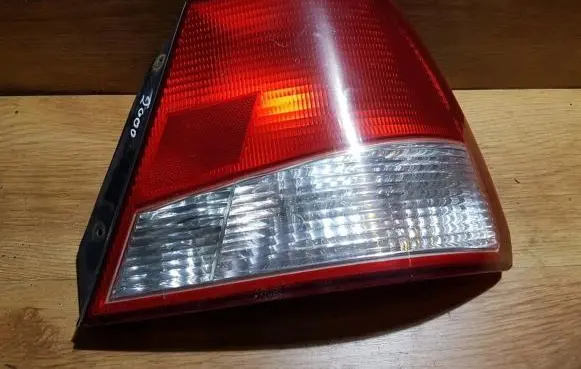 Hyundai Accent Rear/tail lights