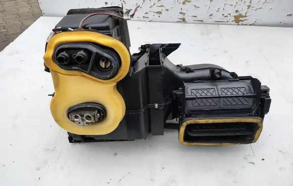 Volkswagen Polo V 6R Interior heater climate box assembly housing 6R1820003AE