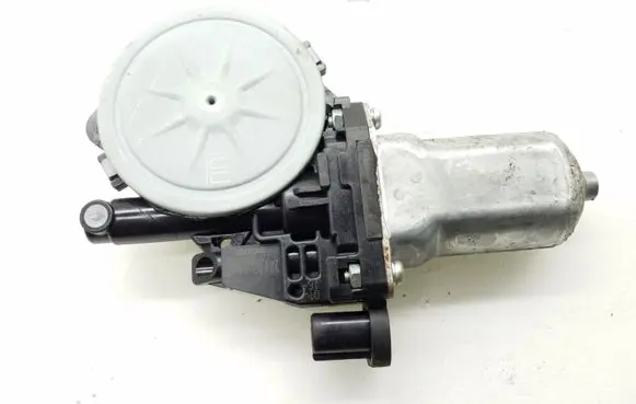 Suzuki Grand Vitara II Rear door window regulator motor 8343065J00