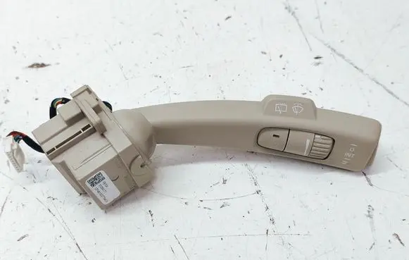 Volvo XC70 Wiper control stalk 31264171