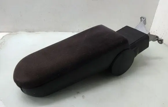 Volkswagen Golf IV Armrest 