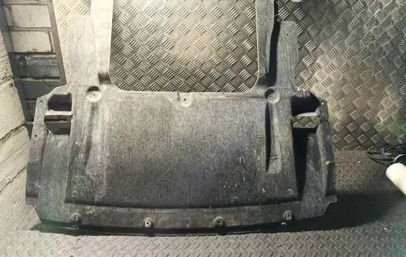BMW 6 F12 F13 Engine splash shield/under tray 7211031 51757211031