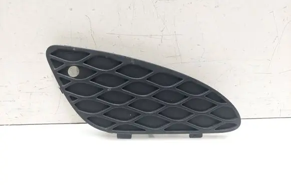Mercedes-Benz E W211 Front bumper lower grill A2118850253