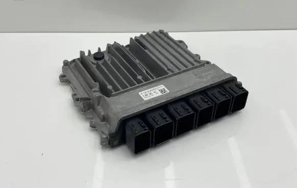 BMW 5 G30 G31 Engine control unit/module 9887681 030317162 0281036809