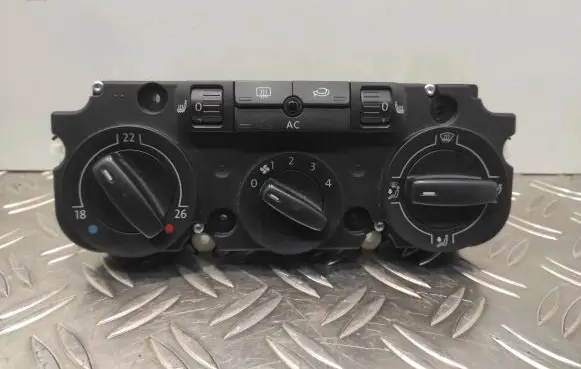 Volkswagen PASSAT B6 Climate control unit 1K0820047JP 5HB01027221