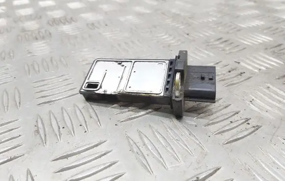 Nissan Almera Tino Mass air flow meter 226807S000