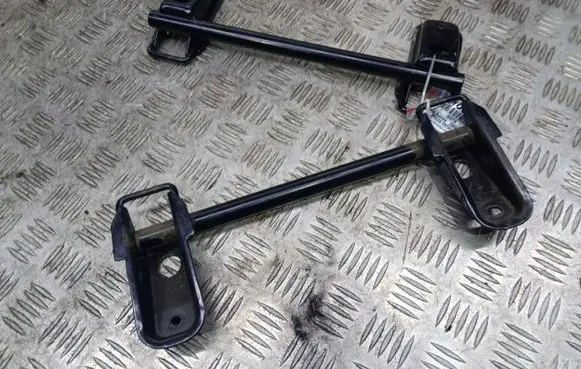 Toyota Avensis Verso ISOFIX Bracket 