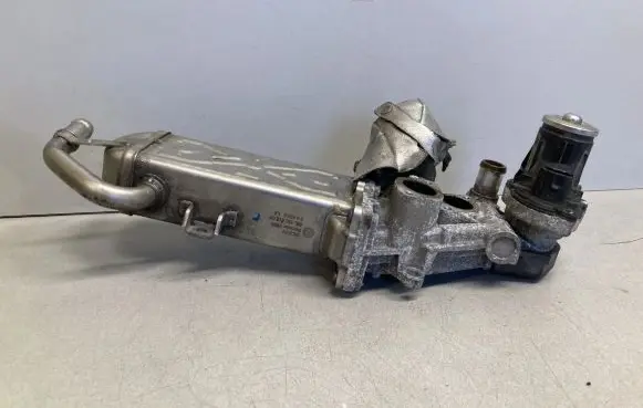 Skoda Yeti (5L) EGR valve cooler 03L131512CF 0280751016