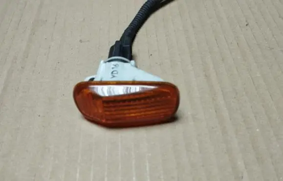 Honda Jazz Front fender indicator light