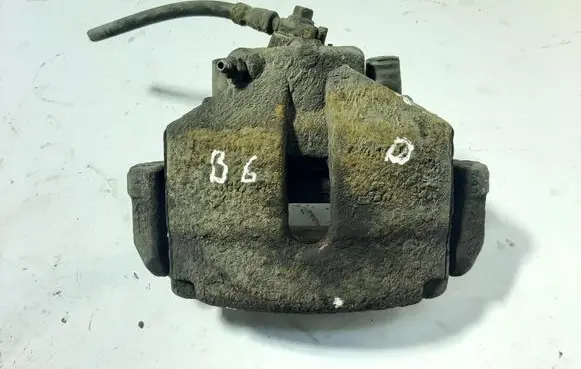 Volkswagen PASSAT B6 Front brake caliper