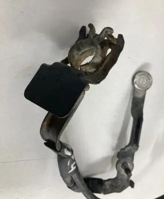 Citroen C4 II Picasso Positive cable (battery)
