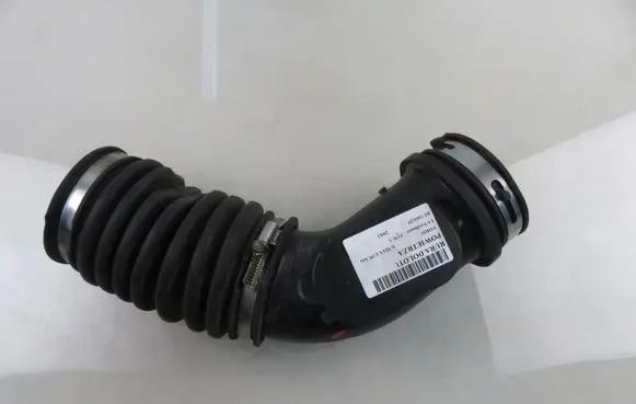 Air intake hose/pipe
