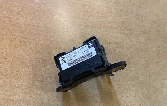 Volkswagen Touran I ESP acceleration yaw rate sensor 7H0907652A 10170103673