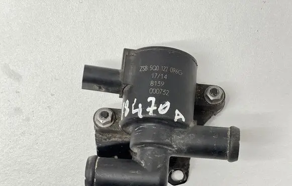 Skoda Octavia Mk3 (5E) Electric auxiliary coolant/water pump 5Q0906457A 5Q0122096G