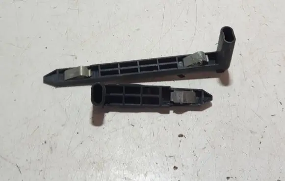 Volvo XC60 Headlight/headlamp mounting bracket 30763154 30763155