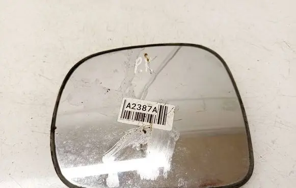 Nissan Serena Wing mirror glass 834045