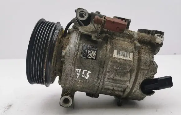 Volkswagen Golf VIII Air conditioning (A/C) compressor (pump) 3Q0816803D