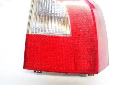 Volvo V70 Rear/tail lights 30698984