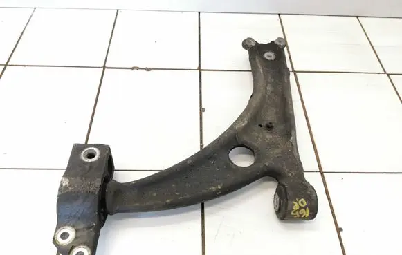 Volkswagen PASSAT CC Front lower control arm/wishbone