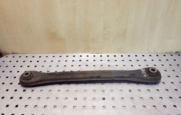 Volkswagen Touareg I Rear suspension control arm 