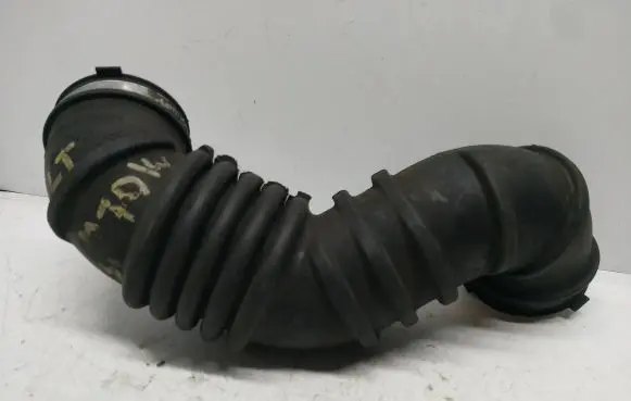 Mitsubishi Colt Air intake hose/pipe MN135109 A1355200001 75109