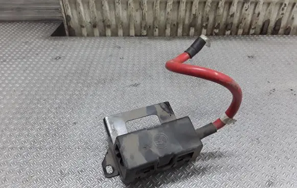 Mercedes-Benz Sprinter W906 Positive cable (battery)