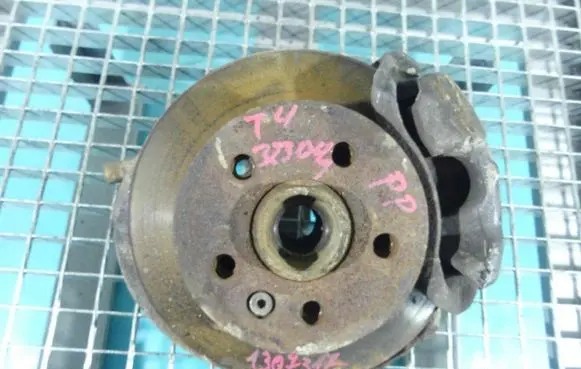 Volkswagen Transporter - Caravelle T4 Front wheel hub spindle knuckle IMPRK1307317