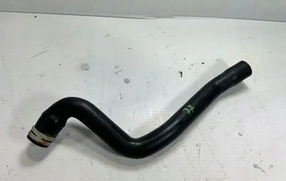 Ford Kuga II Engine coolant pipe/hose