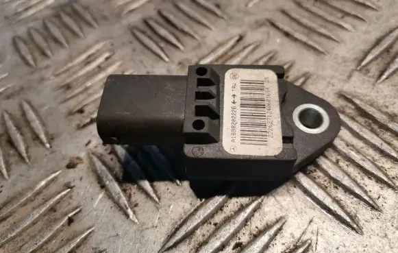 Mercedes-Benz A W169 Airbag deployment crash/impact sensor 1698202226