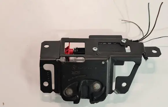 BMW X3 E83 Tailgate/trunk/boot lock/catch/latch 51247057364