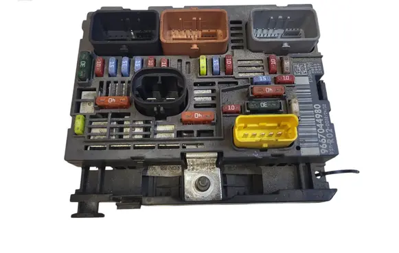Citroen C5 Fuse module 9667044980 BSMR02