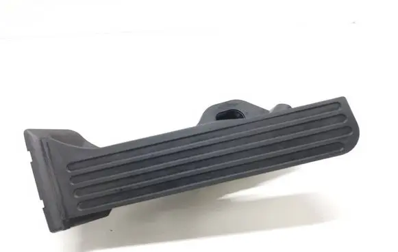 Volkswagen Golf Plus Accelerator throttle pedal 1K1723503M 6PV00889001