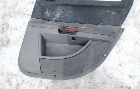 Chrysler 300 - 300C Rear door card panel trim 5h131914 1523520