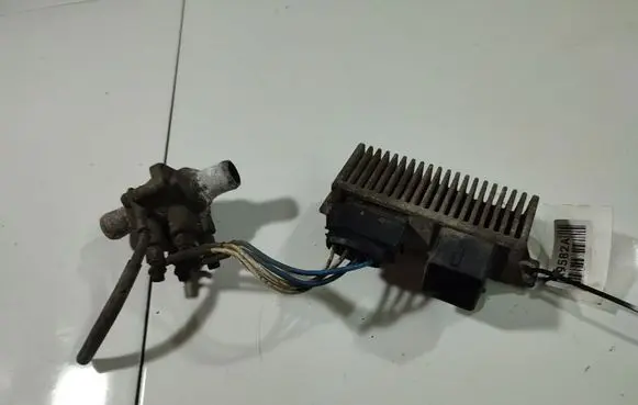 Renault Scenic III - Grand scenic III Glow plug pre-heat relay RCS812