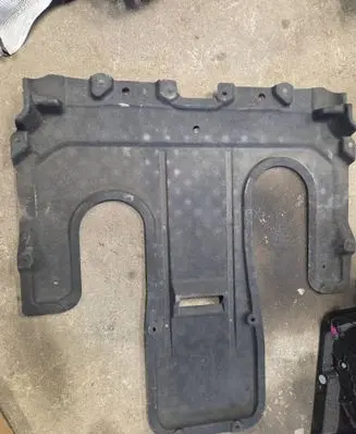 Mercedes-Benz S W222 Front underbody cover/under tray A2225244700