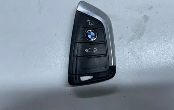 BMW X2 F39 Ignition key/card